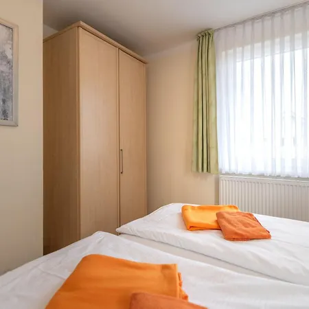 Bernstein-villa Og 5 *