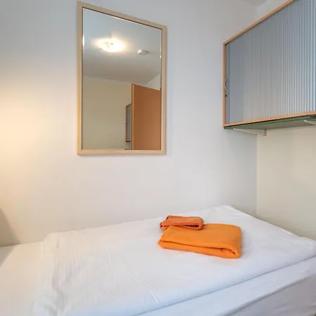 Apartment Bernstein-villa Og 5 *
